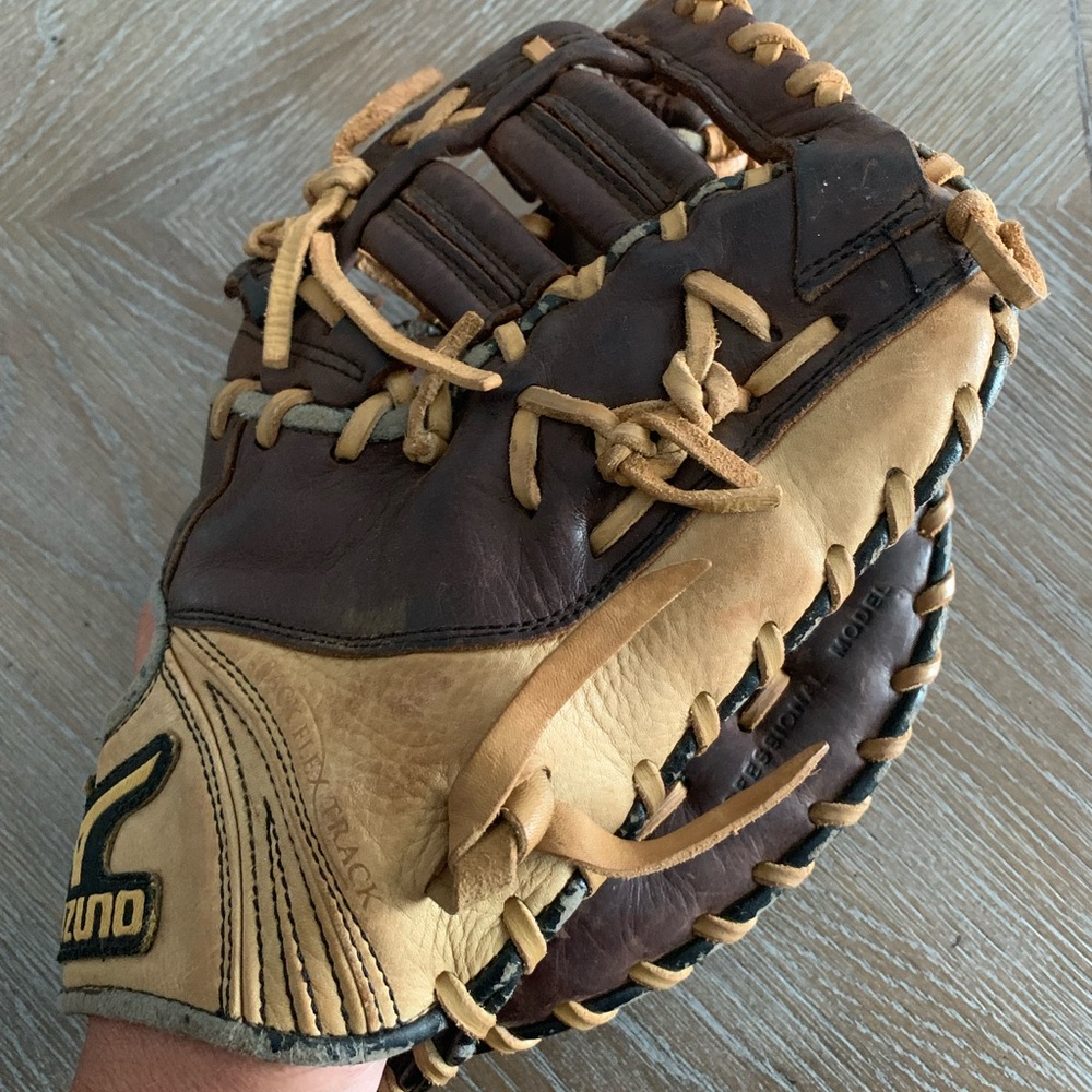 Mizuno GXF71 First Base Mitt 12.5’’